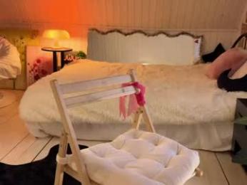 uwunikaa webcam model stream image