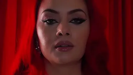 Emmelyn webcam model stream image