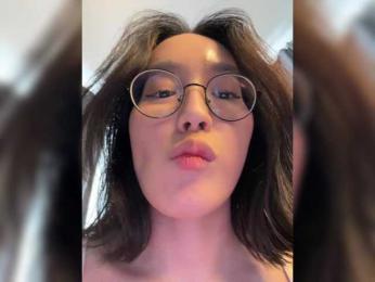 Littleotter webcam model stream image