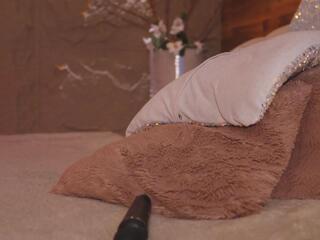 Rossy Adams webcam flirt4free model stream image