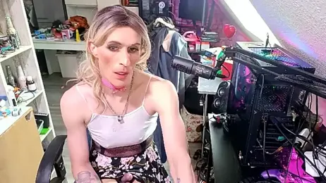 Manu3li webcam stripchat model stream image