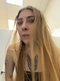 Sunny___Bunny webcam stripchat model stream image