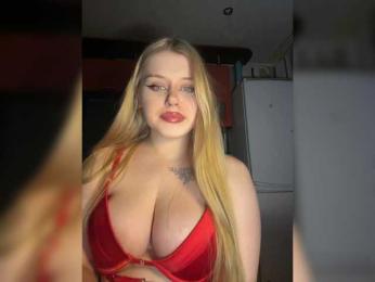 Miss_Nestle webcam model stream image