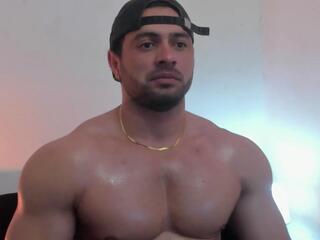 Thomas Brandon webcam model stream image