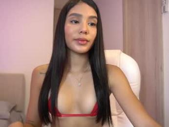veroniqe_lounge webcam model stream image