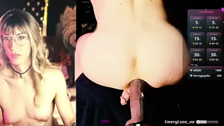EmeryLune_xo webcam model stream image