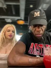 MacTroy webcam model stream image