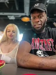 MacTroy webcam stripchat model stream image