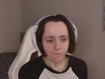 LunaL0ve webcam model stream image