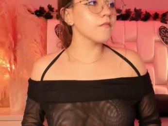 daphne_and_roger webcam chaturbate model stream image