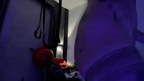 selene_red_ webcam model stream image