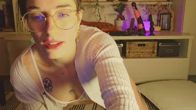 charlottepetit2 webcam model stream image