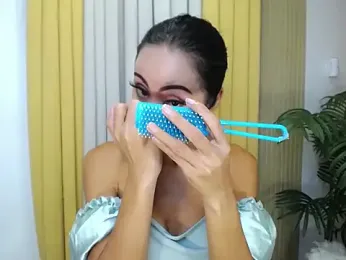 HeavenlyStarlight webcam stripchat model stream image