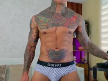 chris_reilly webcam chaturbate model stream image