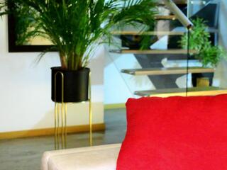 Lukhas webcam flirt4free model stream image