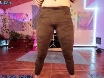 milla_milla webcam model stream image