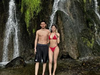 ChloeAndLyams webcam livejasmin model stream image