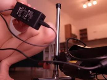 sharlin_13 webcam chaturbate model stream image