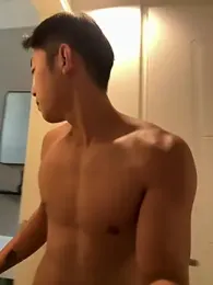 Yooo17 webcam model stream image