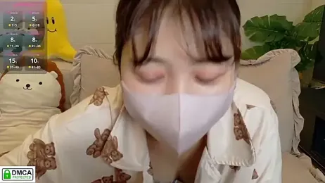 SUZU_ webcam stripchat model stream image