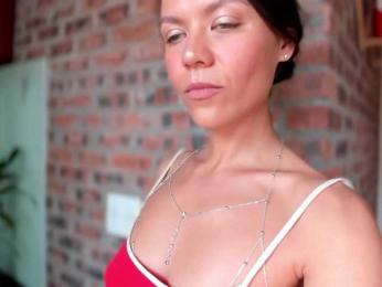 Malisha8 webcam model stream image