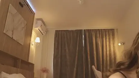 MiaThaine webcam stripchat model stream image