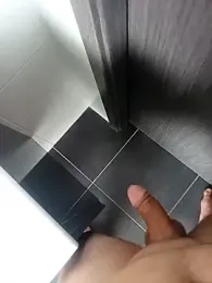 uneviesexy webcam model stream image