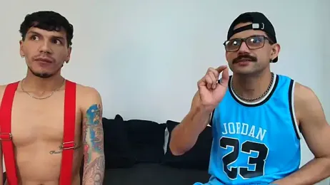 Benjamin_show webcam stripchat model stream image