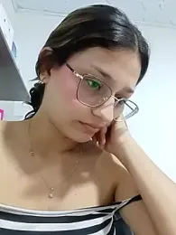 Ary-18 webcam model stream image