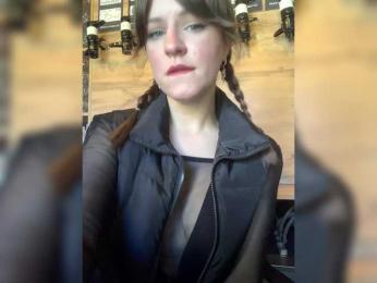 Yummypopka webcam model stream image