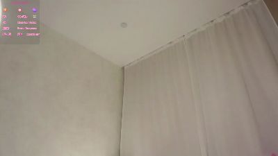 DannaYuen webcam model stream image