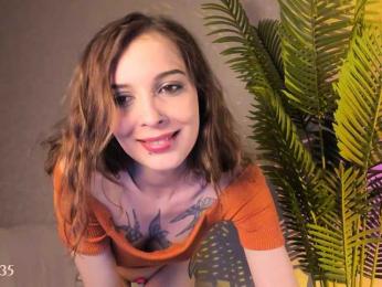 Maribett webcam model stream image