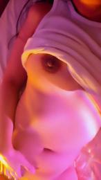 Aloneathome22 webcam model stream image