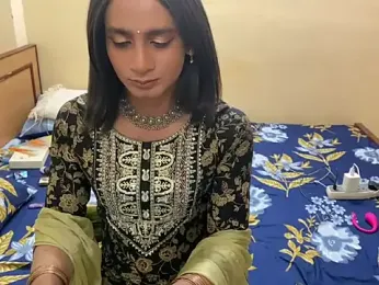 LuvLayla webcam model stream image