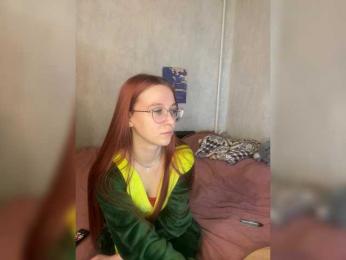 Kushina webcam model stream image