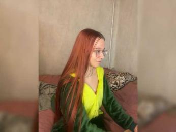 Kushina webcam model stream image