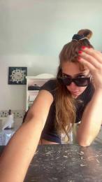 Denuu webcam model stream image