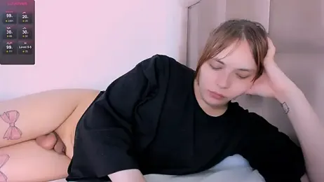 fem_to webcam stripchat model stream image