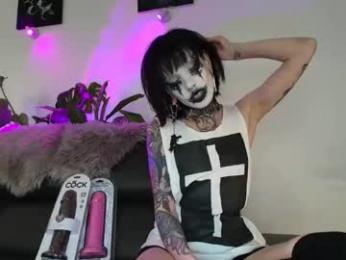 sleeperly webcam model stream image