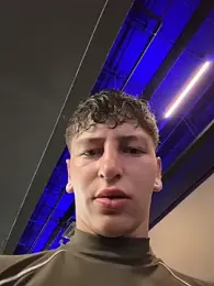 ARON_LUXX webcam stripchat model stream image