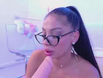 bella_vixen_ webcam chaturbate model stream image