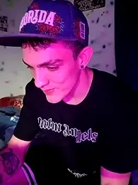 themaykiin18 webcam stripchat model stream image