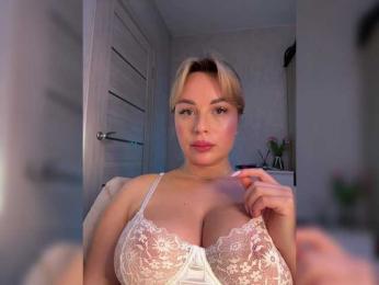 Mila-m webcam model stream image