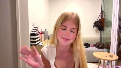 LeliaHier webcam cam4 model stream image