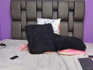 Penelope Cooper webcam flirt4free model stream image