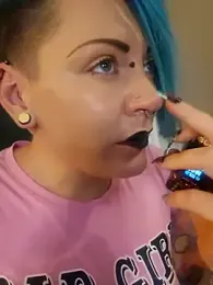 PinkTheHawk webcam model stream image