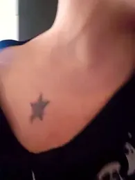 PinkTheHawk webcam model stream image