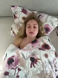 MileySummer webcam model stream image