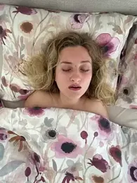 MileySummer webcam stripchat model stream image