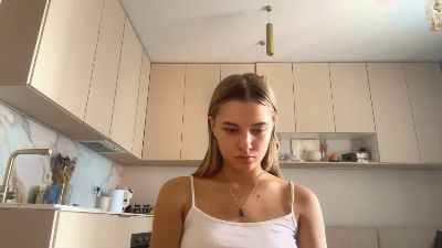 RubyeStrande webcam model stream image